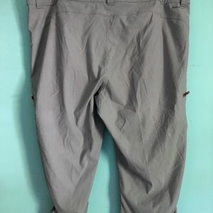 Eddie Bauer First ascent capris